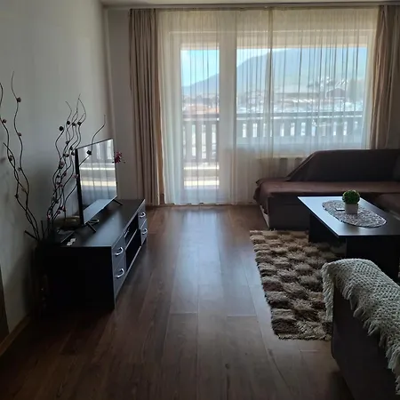Apartament илен 433 Royal Towers