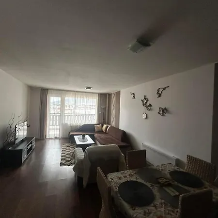 илен 433 Royal Towers Апартаменты Банско