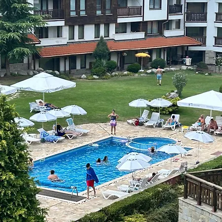 Apartament илен 433 Royal Towers